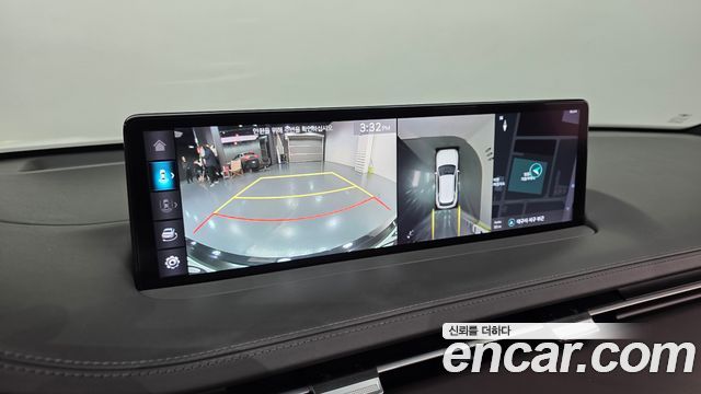 Genesis GV70 2021 — photo 14
