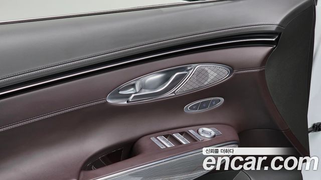 Genesis GV70 2021 — photo 18