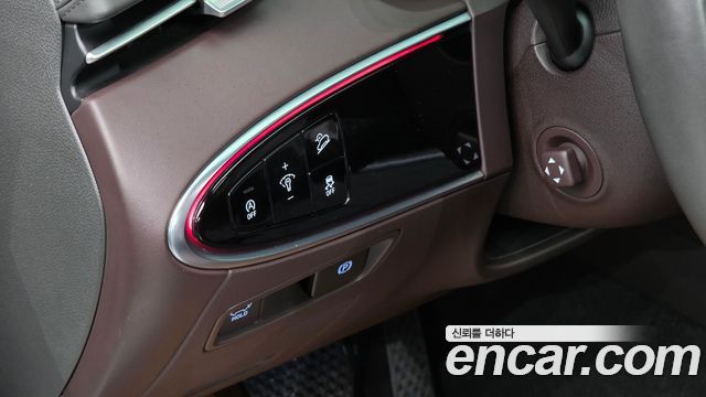 Genesis GV70 2021 — photo 19