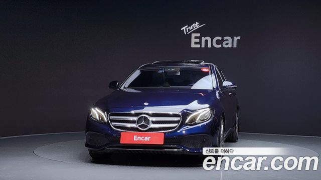 Mercedes-Benz E-Class 2019 — photo 3