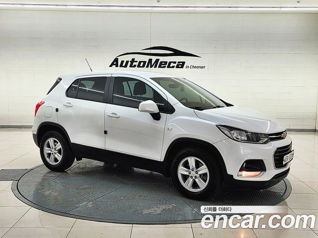 Chevrolet Korea Trax 2017 — photo 3