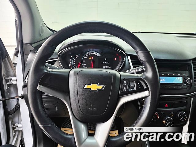 Chevrolet Korea Trax 2017 — photo 11
