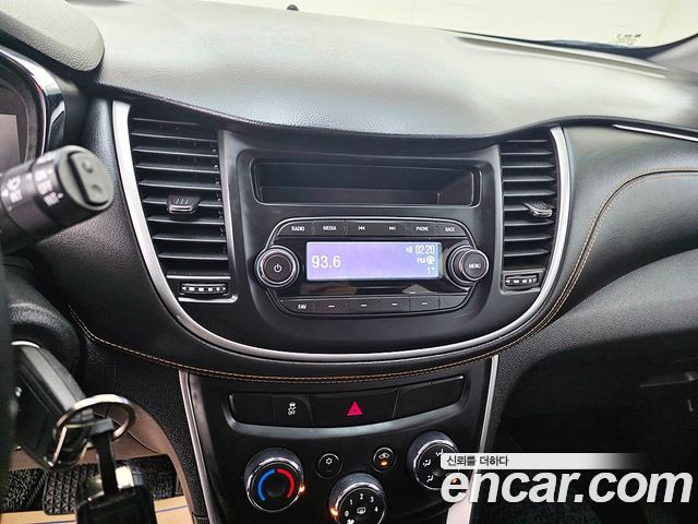 Chevrolet Korea Trax 2017 — photo 15