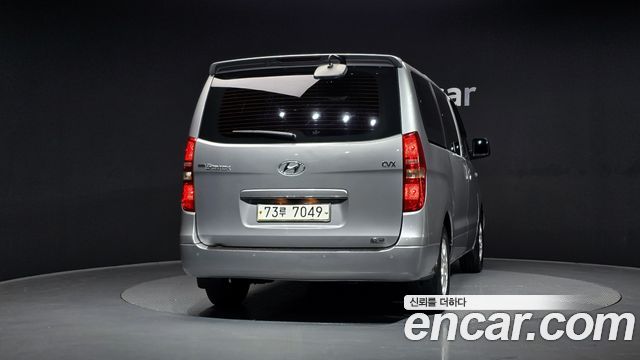Hyundai Starex 2013 — photo 4