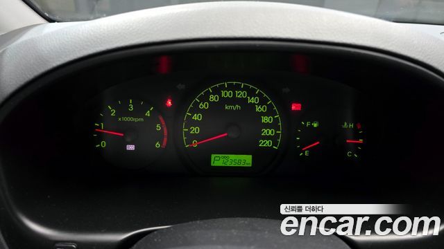 Hyundai Starex 2013 — photo 8