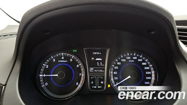 Hyundai Grandeur 2011 — photo 8