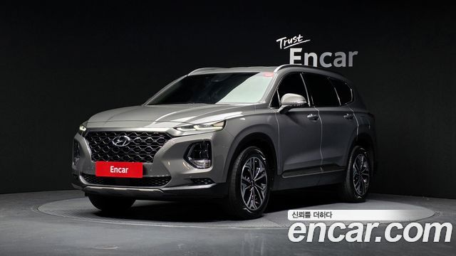Hyundai Santafe 2019 — photo 1