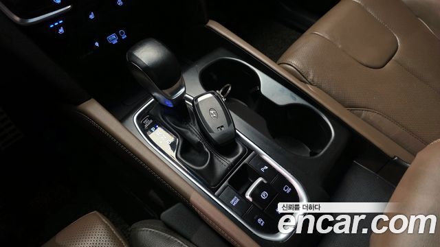 Hyundai Santafe 2019 — photo 9