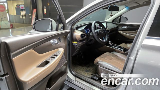 Hyundai Santafe 2019 — photo 11
