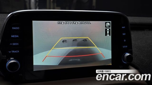 Hyundai Santafe 2019 — photo 15