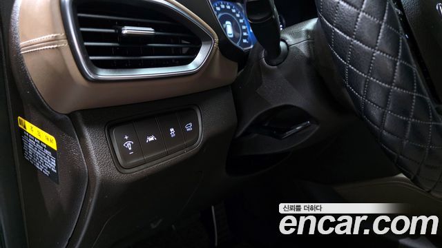 Hyundai Santafe 2019 — photo 17