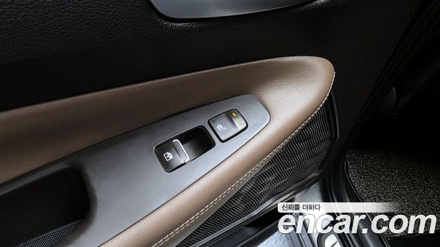 Hyundai Santafe 2019 — photo 18