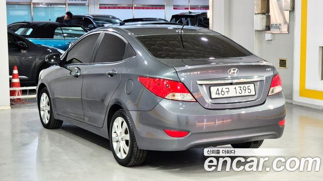 Hyundai Accent 2013 — photo 4