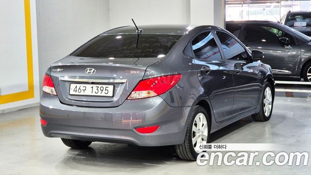Hyundai Accent 2013 — photo 6