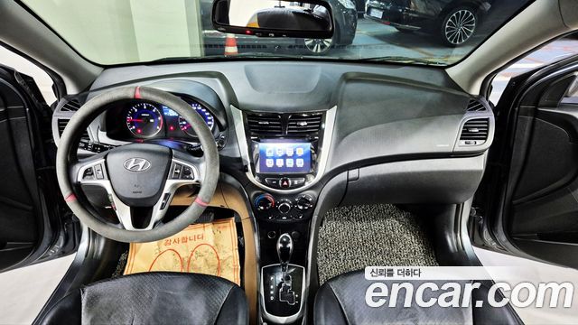 Hyundai Accent 2013 — photo 7