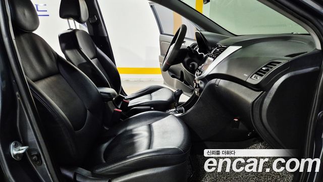Hyundai Accent 2013 — photo 15
