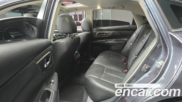 Nissan Altima 2013 — photo 13