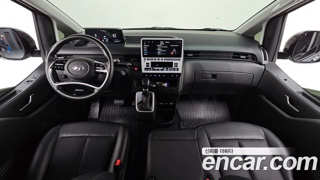 Hyundai Staria 2022 — photo 7