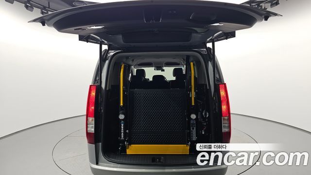 Hyundai Staria 2022 — photo 20