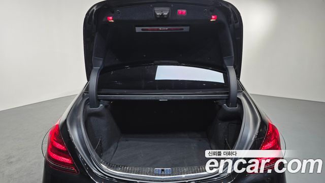 Mercedes-Benz S-Class 2020 — photo 20