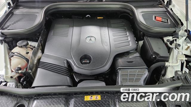 Mercedes-Benz GLE-Class 2024 — photo 6