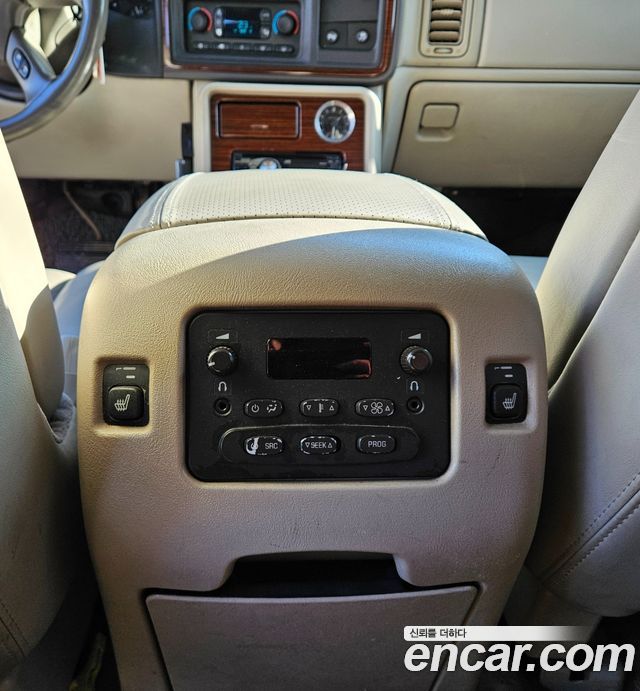 Cadillac Escalade 2004 — photo 12