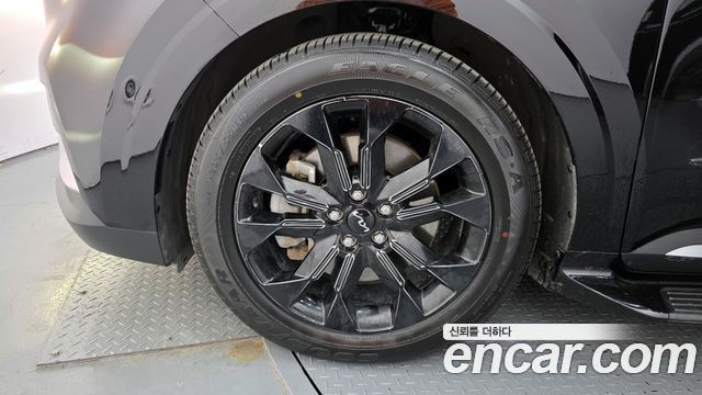Kia Canival 2021 — photo 5
