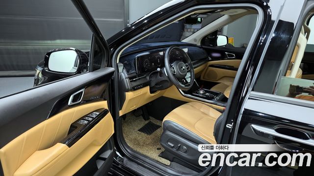 Kia Canival 2021 — photo 10