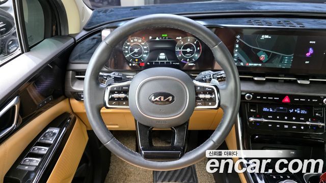 Kia Canival 2021 — photo 13