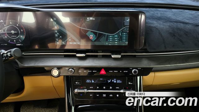 Kia Canival 2021 — photo 19