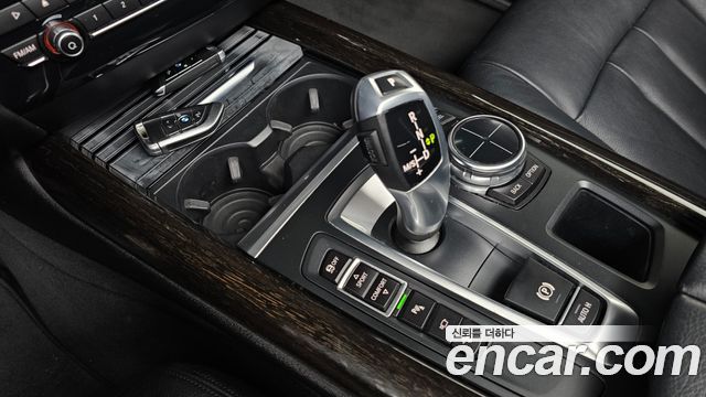 BMW X5 2014 — photo 9