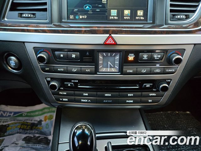Hyundai Genesis 2016 — photo 11