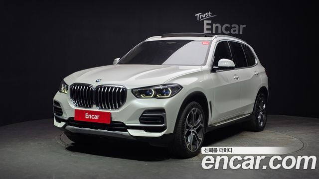BMW X5 2022 — photo 1