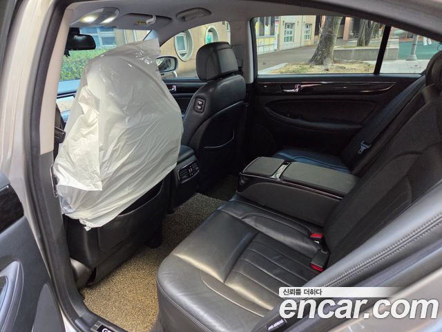 Hyundai Genesis 2012 — photo 8
