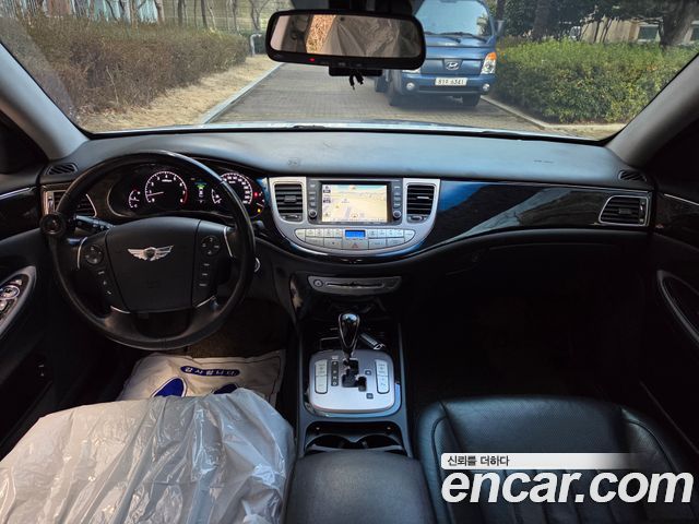 Hyundai Genesis 2012 — photo 9