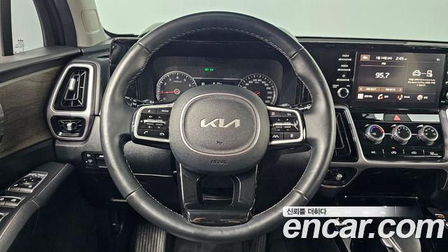 Kia Sorento 2023 — photo 16