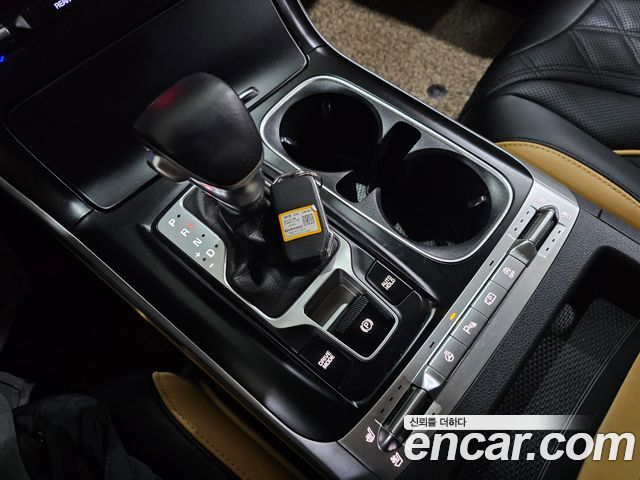 Kia Canival 2022 — photo 15