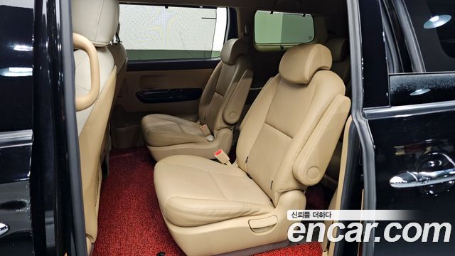 Kia Canival 2020 — photo 12