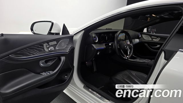 Mercedes-Benz CLS-Class 2023 — photo 11
