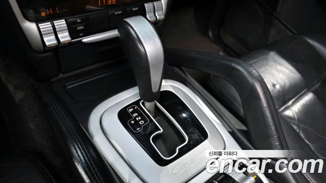 Porsche Cayenne 2006 — photo 9
