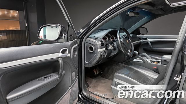Porsche Cayenne 2006 — photo 11