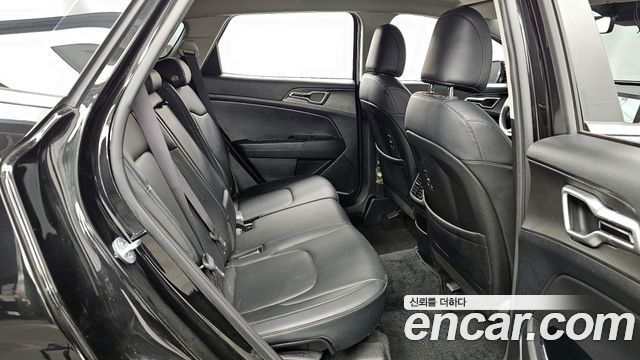 Kia Sportage 2023 — photo 12