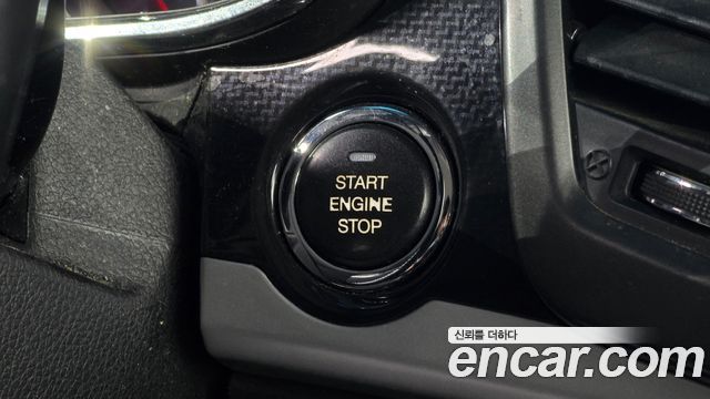 KG Mobility KORANDO 2018 — photo 18