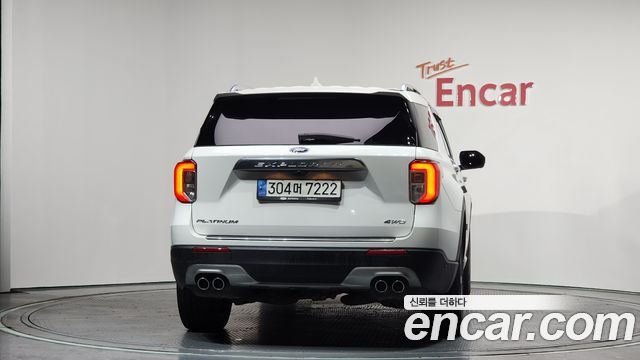 Ford Explorer 2022 — photo 4