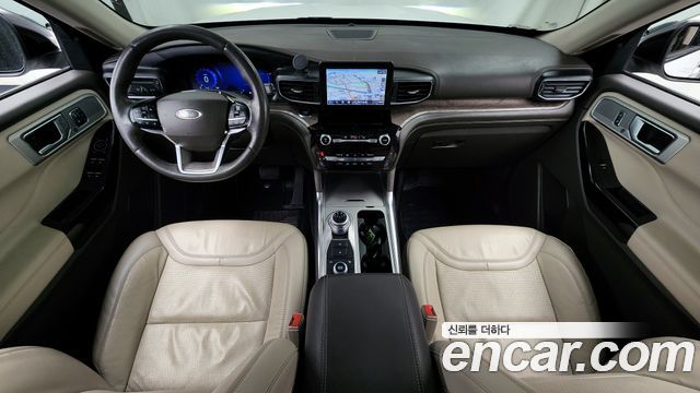 Ford Explorer 2022 — photo 7