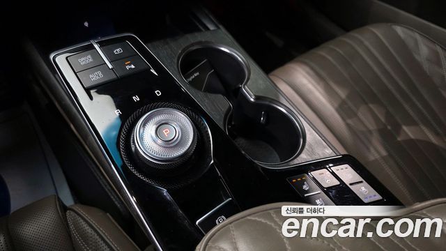 Kia K8 2022 — photo 9