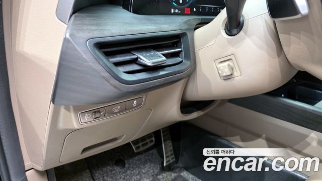 Kia K8 2022 — photo 17