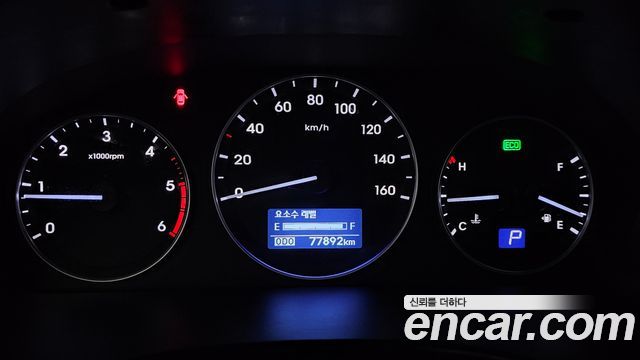 Hyundai Starex 2019 — photo 8
