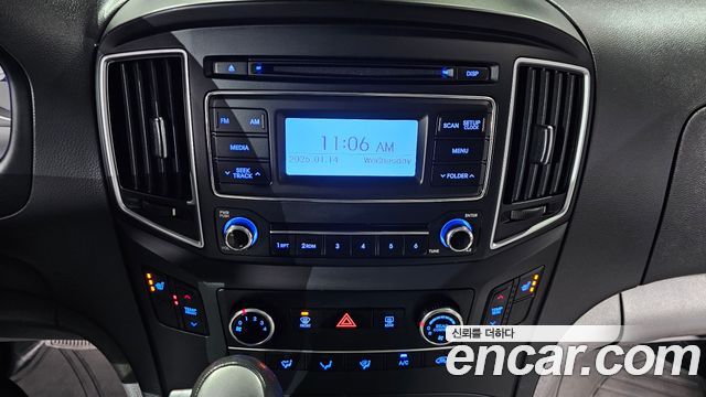 Hyundai Starex 2019 — photo 16