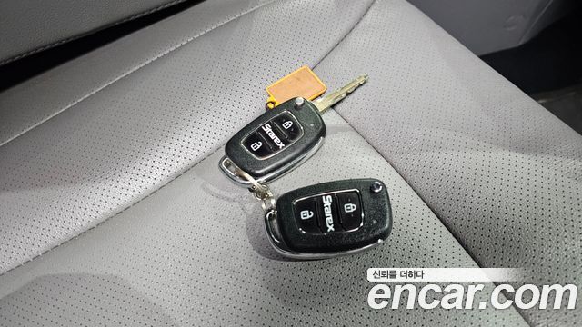Hyundai Starex 2019 — photo 20